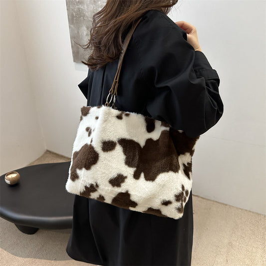 Casual Small Square Bag Simple Underarm Plush Hand-carrying Bag